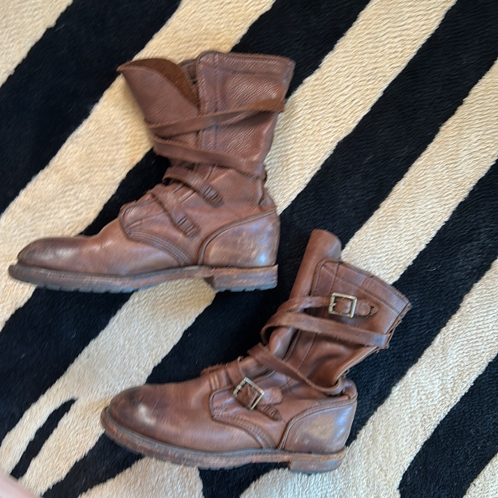 Vintage brand brown leather moto boots motorcycle combat